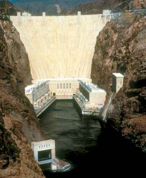  Hoover Dam